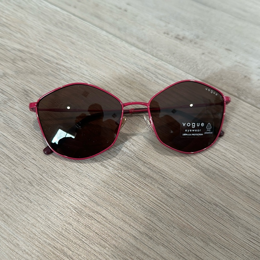 Metal women’s sunglasses